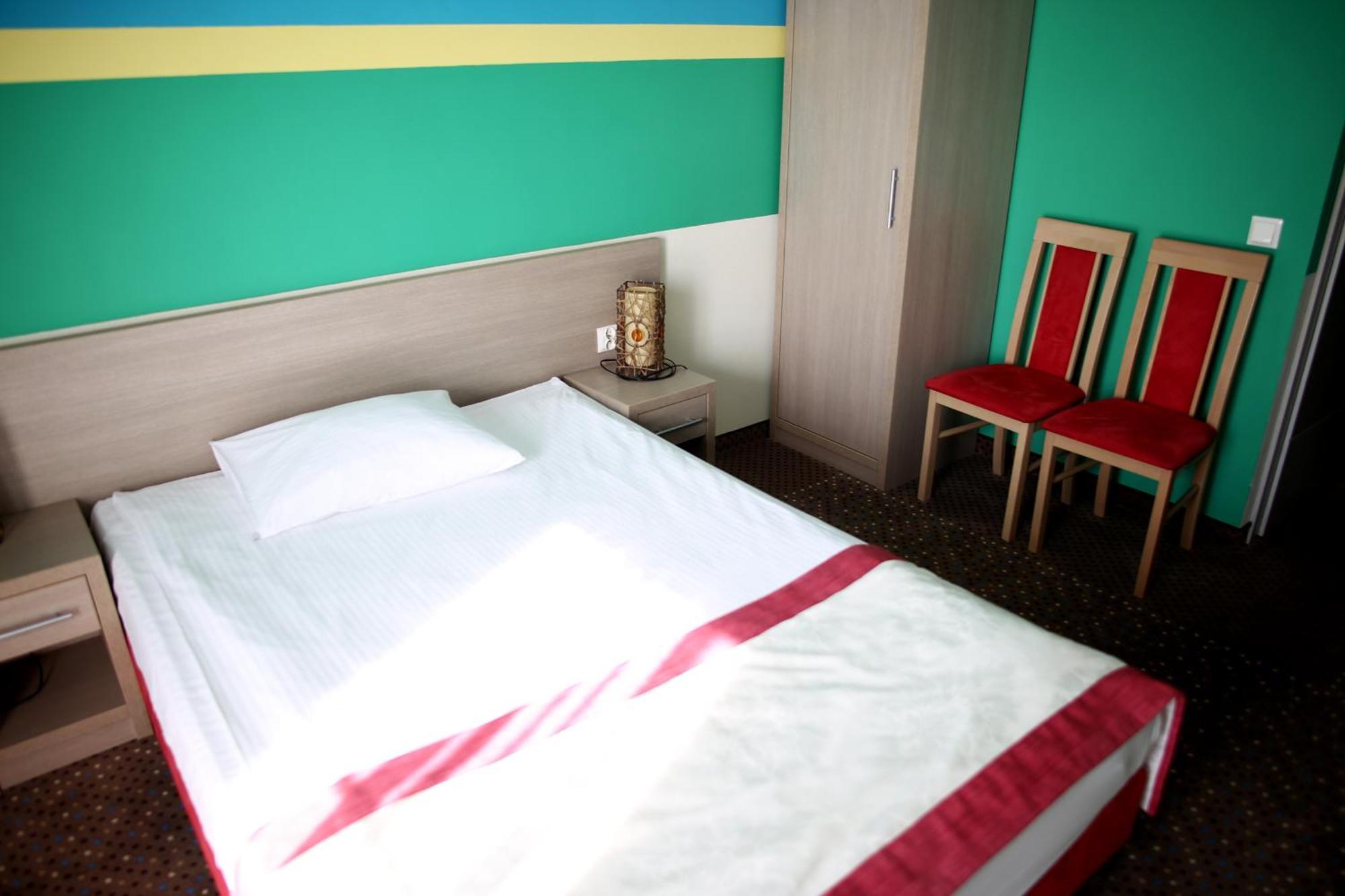 Hotel Folklor Międzyrzec Podlaski Szoba fotó