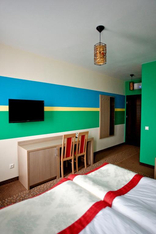 Hotel Folklor Międzyrzec Podlaski Kültér fotó